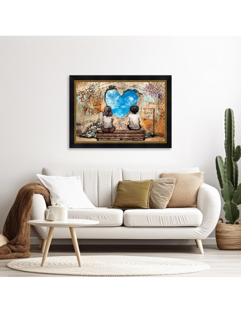 Le garçon, la fille et le trou dans le mur – Romaric