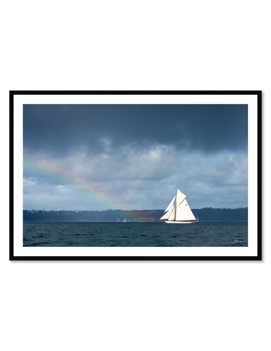 Voilier arc-en-ciel - Rade de Brest – Mathieu Rivrin